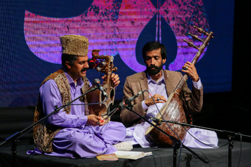 اجرای موسیقی سیستان و مازندران در سی و هشتمین جشنواره موسیقی فجر