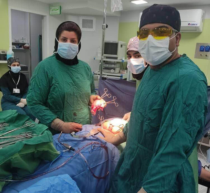 انجام نخستین جراحی پیشرفته سرطان رحم در مرکز آموزشی درمانی امام رضا (ع) لارستان