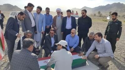افتتاح طرح اتصال حمل و نقل جاده ای جنوب کرمان به سیستان و بلوچستان 