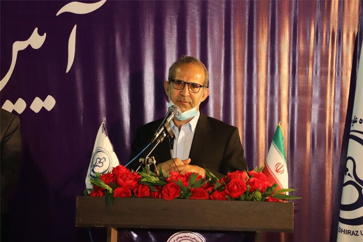 رییس دانشگاه علوم پزشکی شیراز: اهمیت تلاش در مسیر اجرای حداکثری عدالت اجتماعی با توسعه زیرساخت های ارائه خدمت