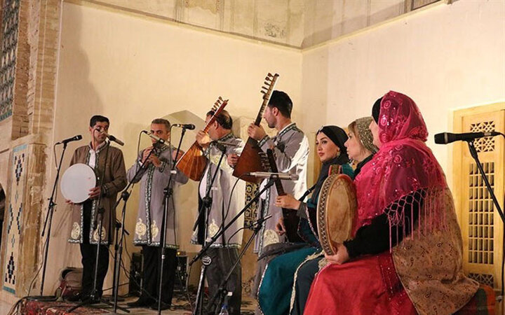 طنین موسیقی سنتی در اماکن گردشگری استان کرمان