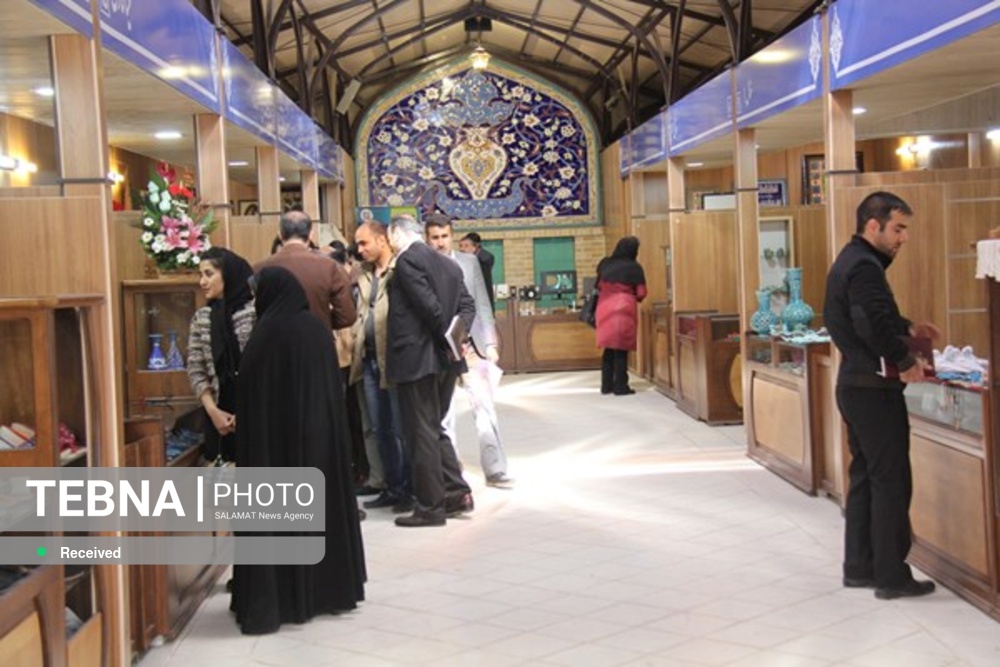 نمایشگاه های صنایع دستی زنجان در جذب گردشگر موفق بودند/ استقبال خوب مسافران از شهر جهانی ملیله

