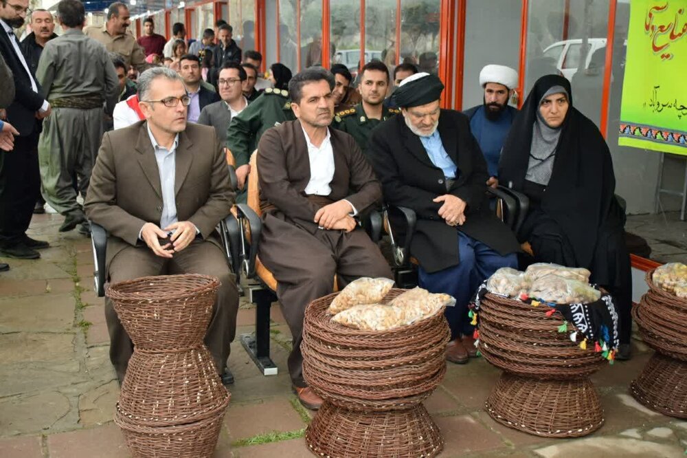 بازارچه صنایع‌دستی سروآباد افتتاح شد 