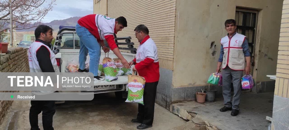 توزیع ۴۰۰ بسته غذایی در بین خانواده های نیازمند ماهنشان 

