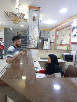 خدمات درمانی هلال احمر به زائران در عراق