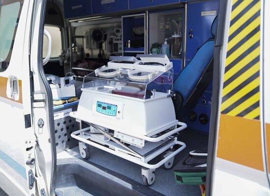 تجهیز ۵ دستگاه آمبولانس بیمارستان های استان به تجهیزات پزشکی انتقال کودک و نوزاد