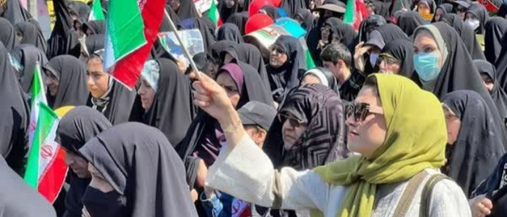آمریکا ببری کاغذی است