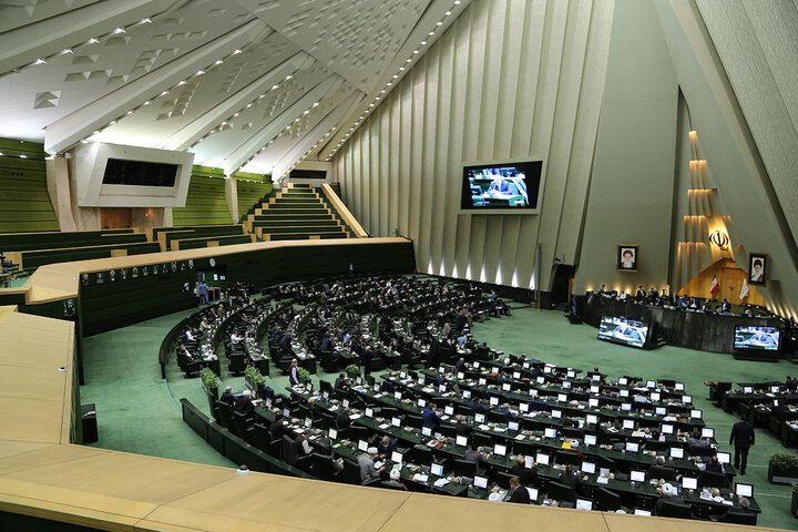 تشکیل وزارت خانواده ، زنان و جوانان در مجلس تصویب شد
