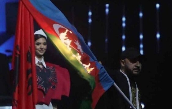 آتش‌زدن پرچم آذربایجان در مسابقات وزنه برداری قهرمانی اروپا