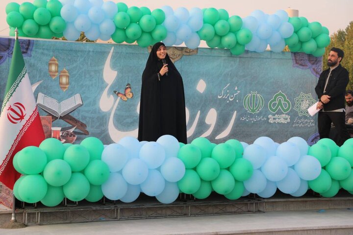 اجتماع ۱۰۰۰ نوجوان منطقه هشت در جشن بهار اولی‌ها