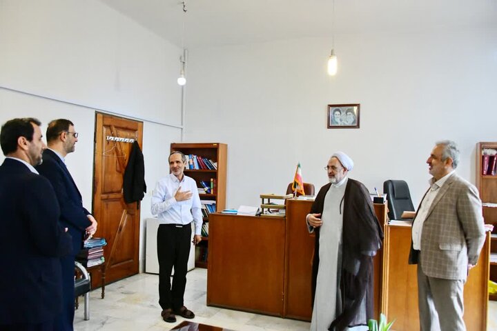 بازدید رئیس کل دادگستری مازندران از دادگاه های تجدیدنظر استان