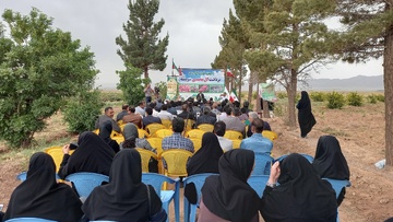 آیین شکرگزاری برداشت گل محدی در شهرستان سربیشه