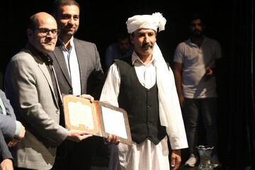 گزارش تصویری از جشنواره ملی آواها و نواهای رضوی در شیراز         عکاس : عباس ایزدی