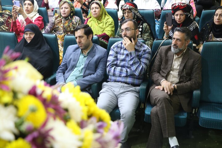 نخستین نشست ملی تخصصی پوشاک اقوام ایرانی