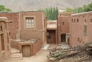 ۱۰۰ هزار خانه روستایی فارس در انتظار بیمه رایگان حوادث