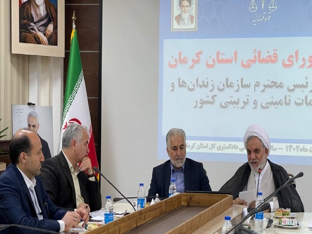 در زمینه پابند الکترونیکی به تولید انبوه رسیده ایم