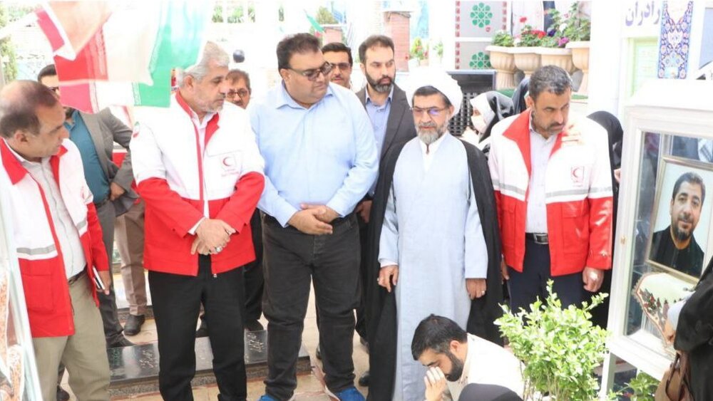 نیروهای هلال احمر مرد مبارزه با بحران و روزهای سخت هستند