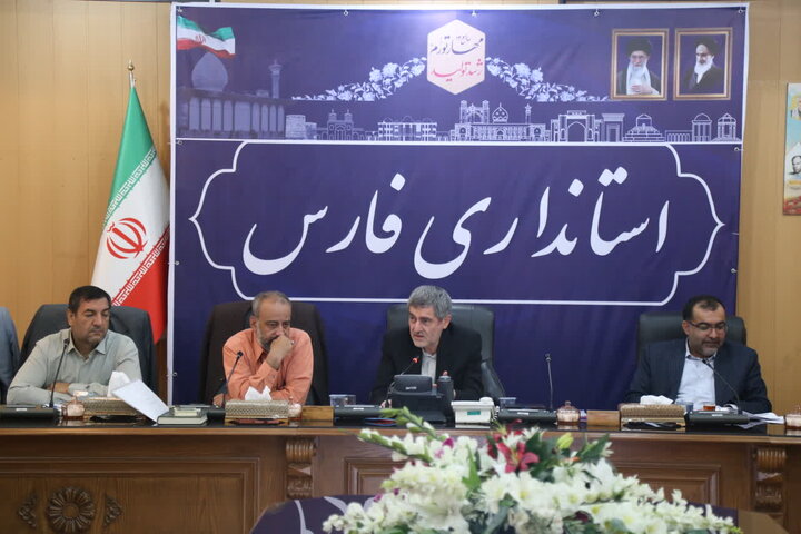 استاندار فارس : طرح ساماندهی مراکز آموزش عالی تدوین شود
