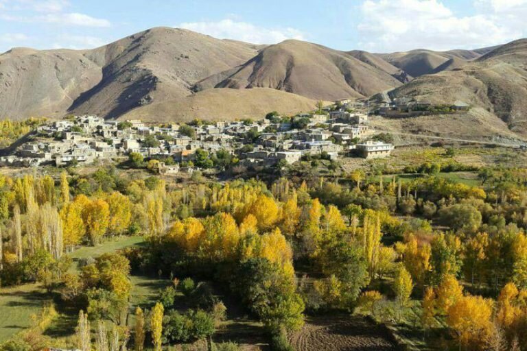 طبیعت دیدنی روستای بلوبین از جاهای دیدنی استان زنجان