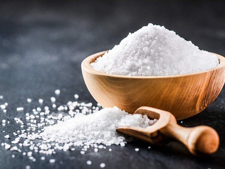 برای پیشگیری و کنترل فشار خون بالا با نمک خداحافظی کنید