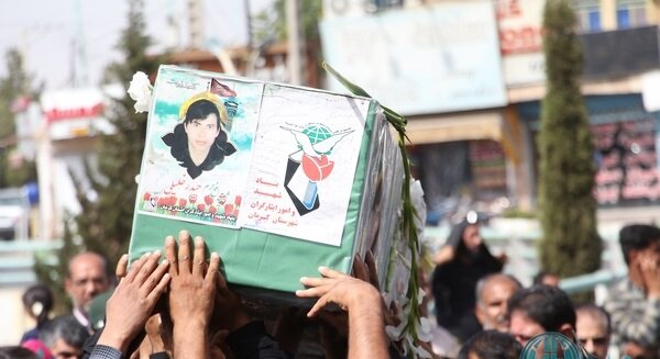 سنگ تمام رفسنجانی ها در تشییع شهید مدافع حرم