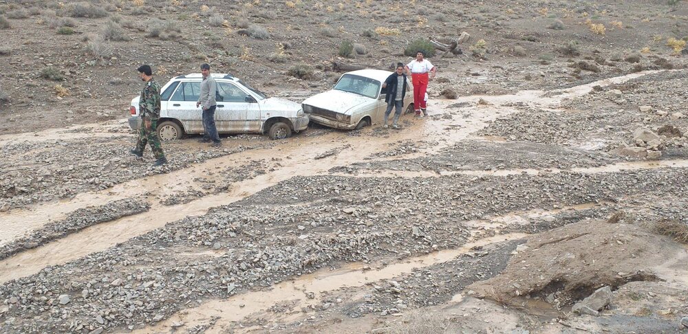 خسارات سیلاب در کوهبنان: از خسارت به ۱۸۰ هکتار باغ پسته تا بیکاری ۱۰۰۰ کارگر معدن