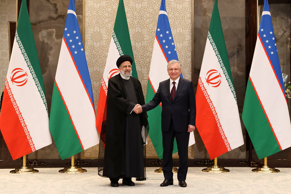 استقبال رئیسی از رئیس جمهور ازبکستان 