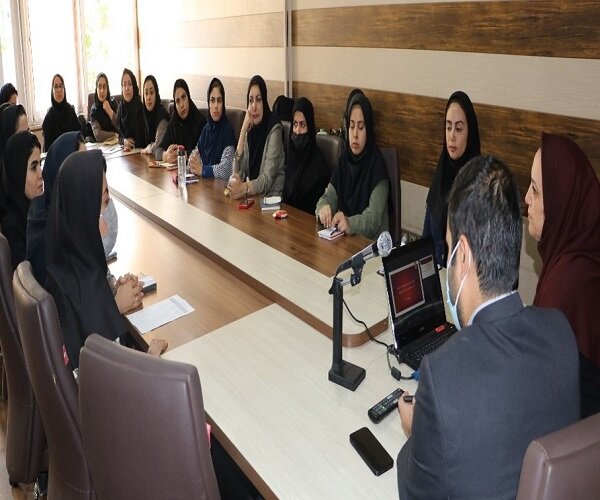 برگزاری کمیته بهبود تغذیه در شبکه های بهداشت و درمان استان فارس 
