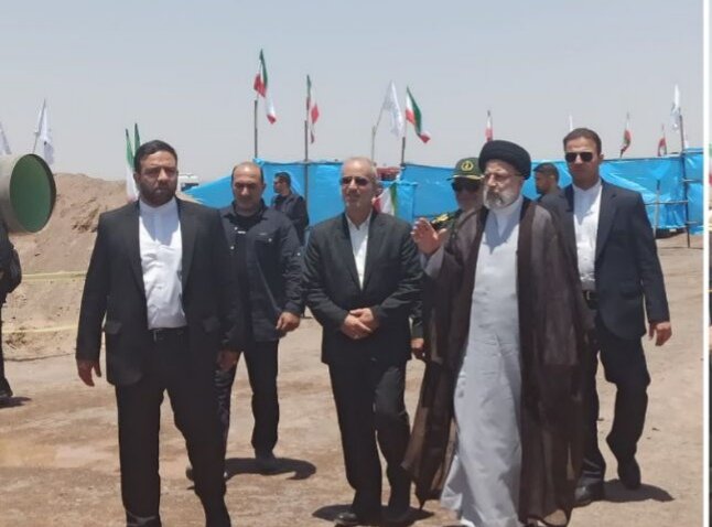 بازدید رئیس جمهور از طرح انتقال آب خلیج فارس به صنایع جنوب شرق کشور