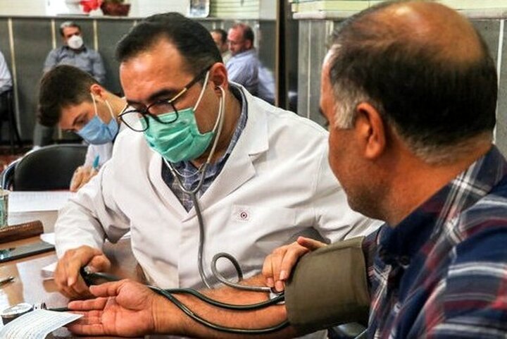 ۷۰۰۰ پزشک در روستاها طب ایرانی را آموزش می دهند