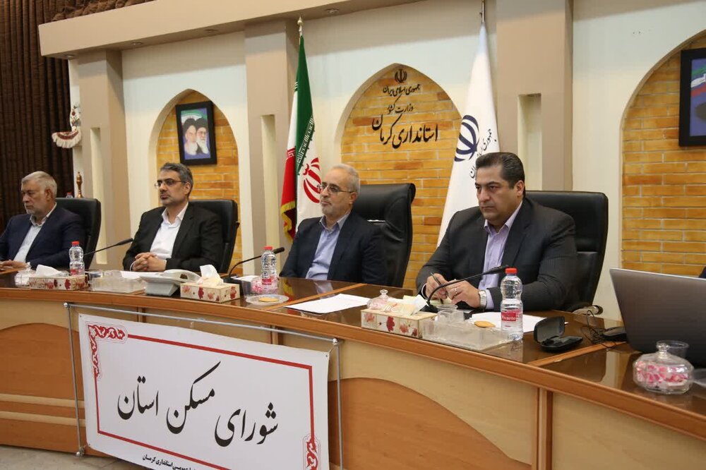 کمبود مسکن بزرگترین چالش کشور می باشد