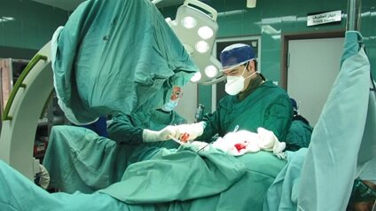 جراحی موفق فلپ عروقی ضایعه پاشنه پا در استهبان فارس
