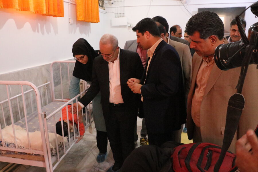 لزوم حمایت خیرین و شرکت های بزرگ از بهزیستی