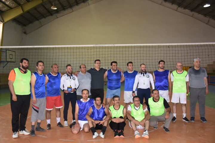 قهرمانی تیم منتخب D صنعت، معدن و تجارت استان فارس مسابقات چهارجانبه والیبال