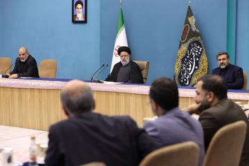 نشست ستاد مرکزی اربعین حسینی با حضور دکتر رئیسی