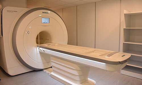 دومین دستگاه MRI شرق استان کرمان در مدار سلامت قرار گرفت