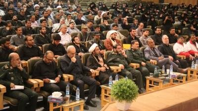 شهید سلیمانی، شخصیتی جامع و الگو در همه زمینه هاست