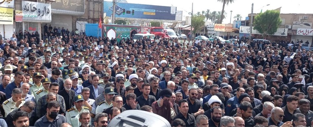 دست والدین همه خادمان نظم و امنیت بوسیدن دارد