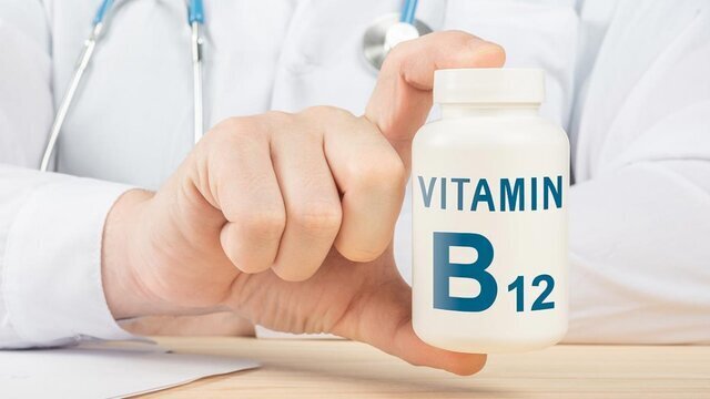 نشانههای هشداردهنده کمبود ویتامین B12 در بدن نشانههای هشداردهنده کمبود ویتامین B12 در بدن