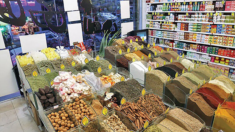 عرضه غیرقانونی شربت تریاک در عطاریها عرضه غیرقانونی شربت تریاک در عطاریها