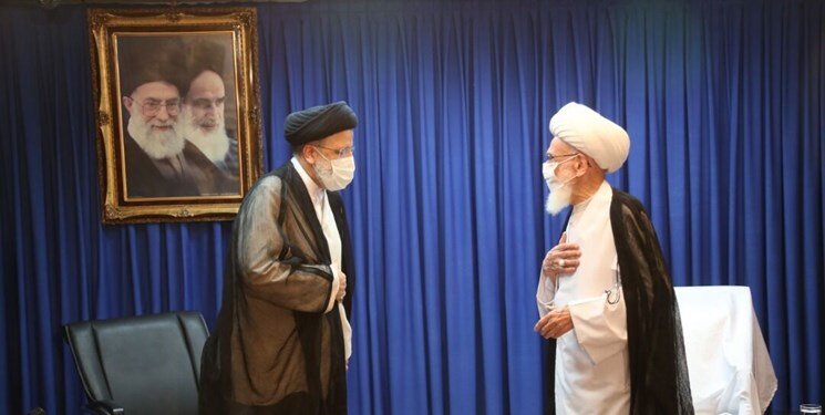 رئیسی با آیت الله همدانی دیدار کرد