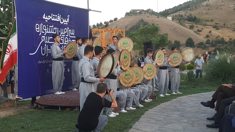 آغاز بکار سی‌امین جشنواره هنرهای تجسمی جوانان ایران در سنندج