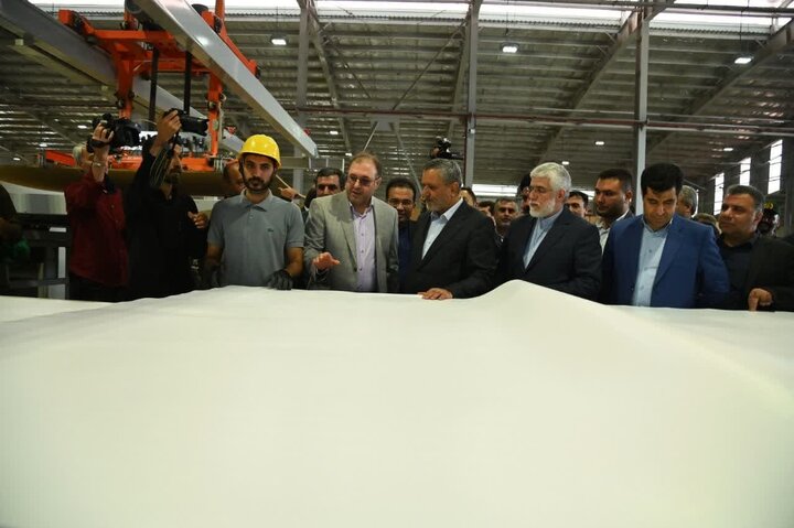 افتتاح چند پروژه صنعتی با حضور وزیرتعاون در گلستان