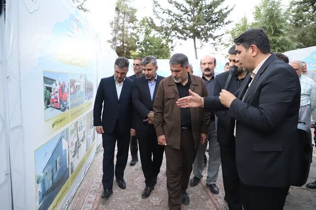 نمایشگاه اقدامات شهرداری سنندج در پارک سپیدار برپاشد