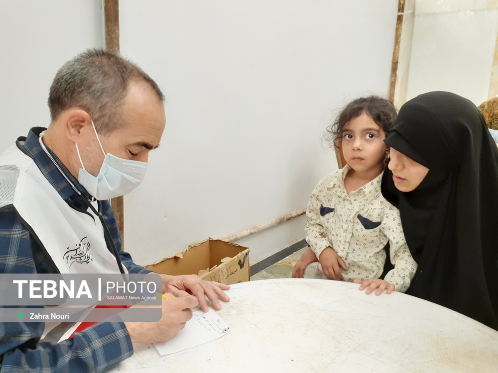 گروه پزشکان داوطلب هلالاحمر عازم عتبات عالیات شدند