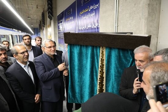 وزیر بهداشت: در طرح های محرومیت زدایی، کارها باید به صورت جهادی و شبانه روزی انجام شود