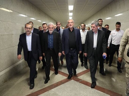 وزیر بهداشت: در طرح های محرومیت زدایی، کارها باید به صورت جهادی و شبانه روزی انجام شود