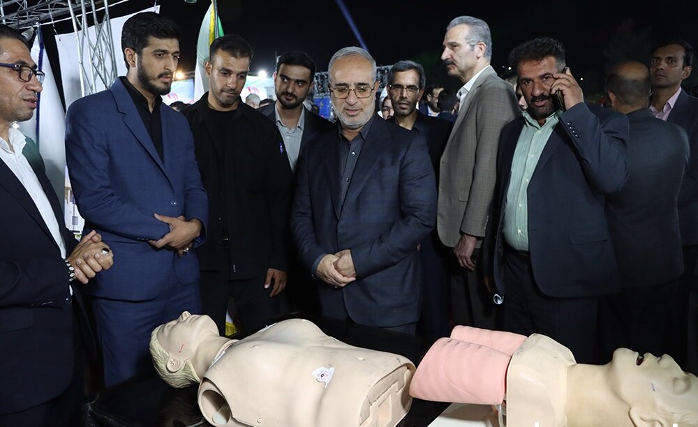 افتتاح نمایشگاه" روایت پیشرفت" در کرمان + تصاویر