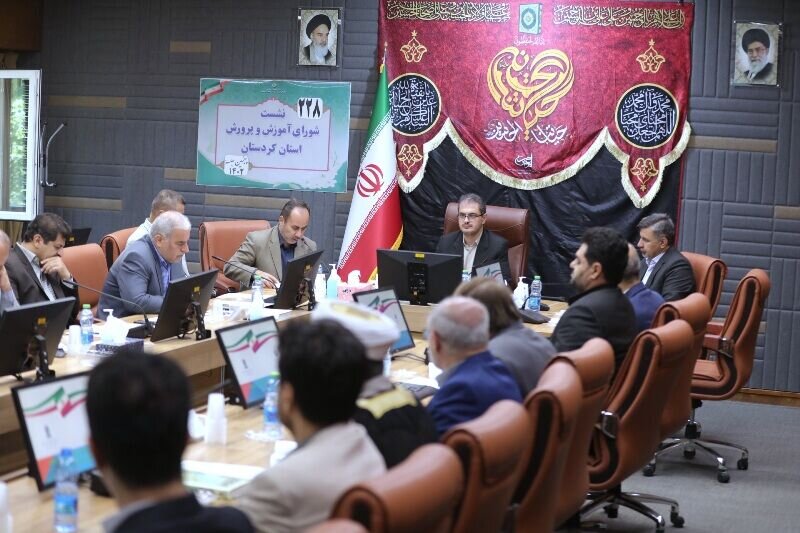 شناسایی و بازگشت به تحصیل دانش آموزان بازمانده از تحصیل / کاهش آمار تارکان تحصیل در کردستان