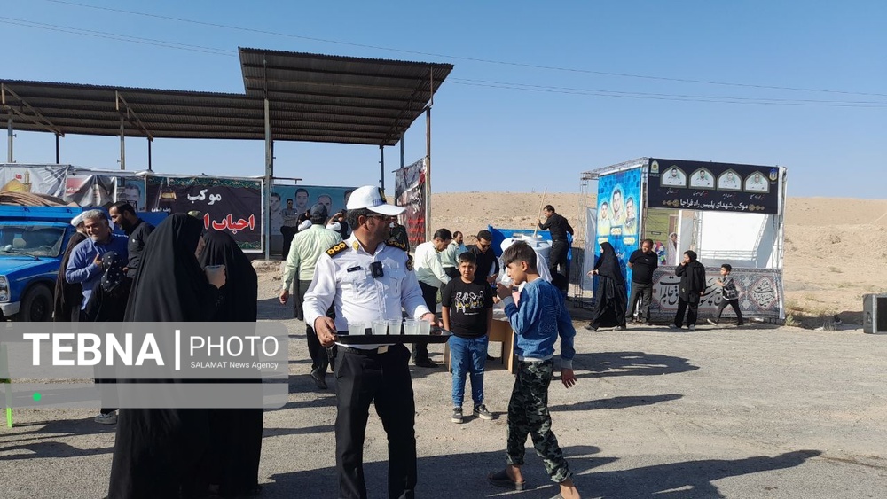 ثبت تردد بیش از ۳ میلیون و ۳۰۰ زائر حسینی از مرزهای اربعینی کشور ثبت تردد بیش از ۳ میلیون و ۳۰۰ زائر حسینی از مرزهای اربعینی کشور